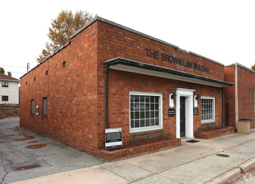 316 S Eugene St, Greensboro, NC à vendre - Photo du bâtiment - Image 2 de 30