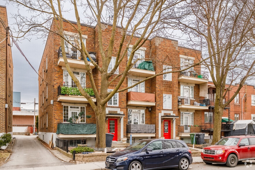 3820-3824 Mackenzie St, Montréal, QC for sale - Building Photo - Image 2 of 3