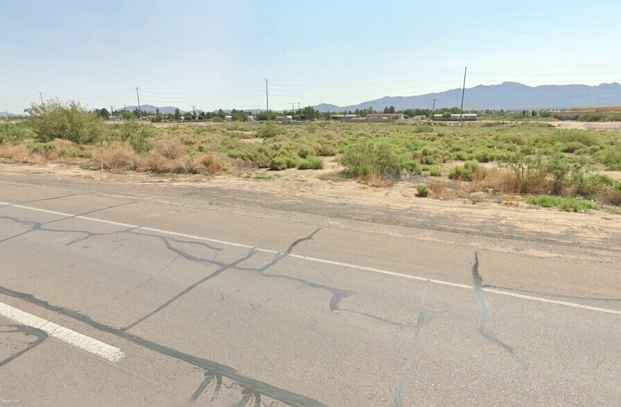 8030 Doniphan Dr, Vinton, TX à vendre - Photo du bâtiment - Image 2 de 2