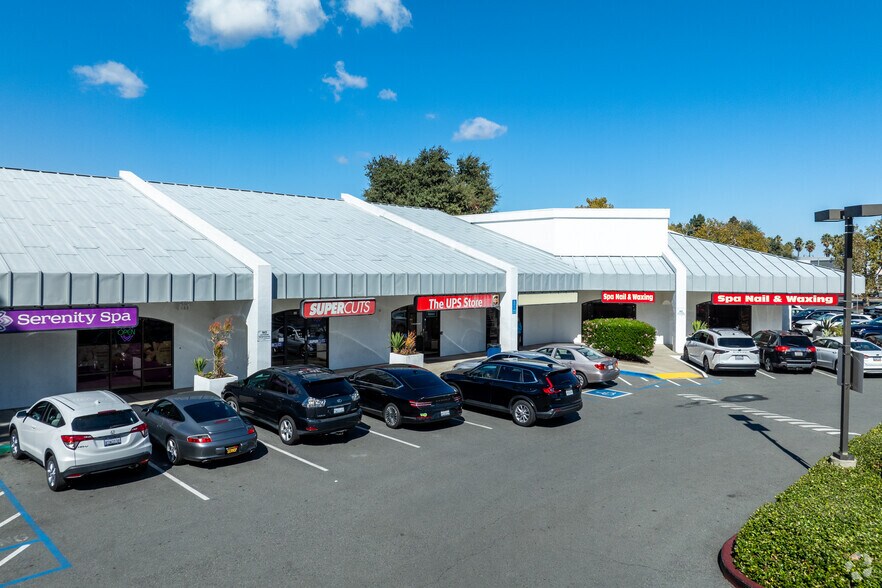 30-60 Golf Club Rd, Pleasant Hill, CA à louer - Photo du bâtiment - Image 2 de 3