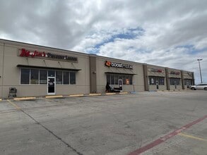 3702 US Hwy 83, Laredo, TX for lease Building Photo- Image 1 of 8