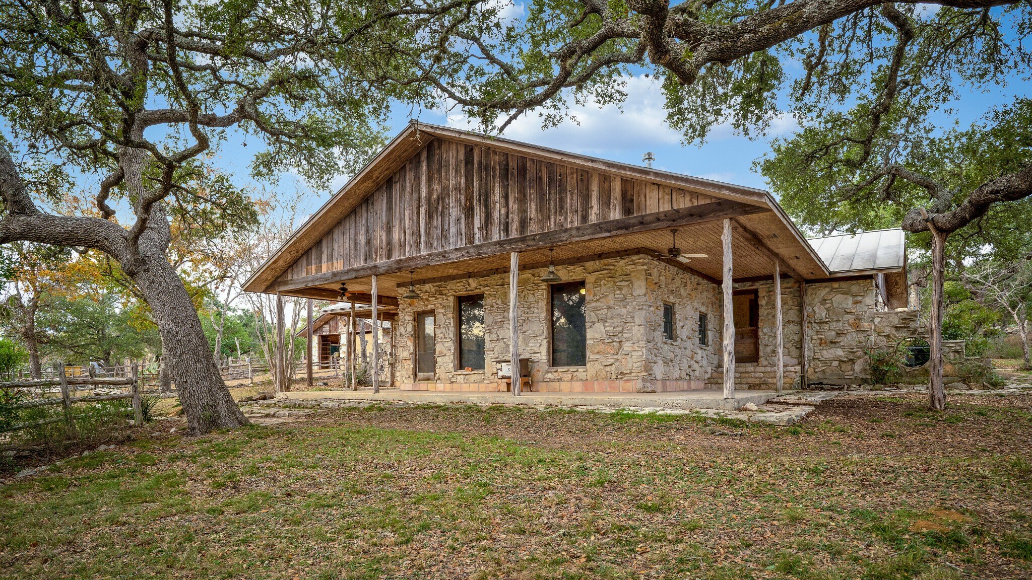 360 Kirk Ln, Bulverde, TX à vendre Photo principale- Image 1 de 29