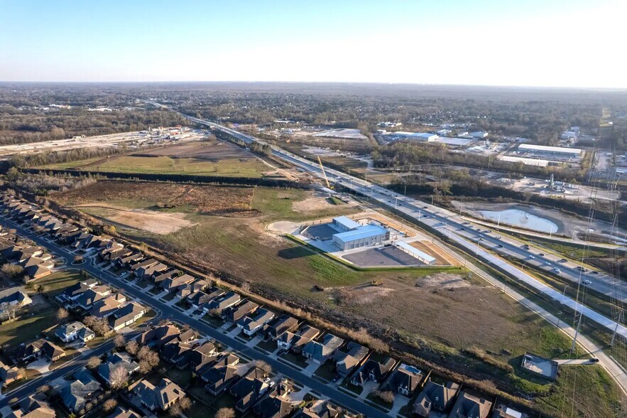 I-10, Baton Rouge, LA à vendre - Photo du bâtiment - Image 2 de 6