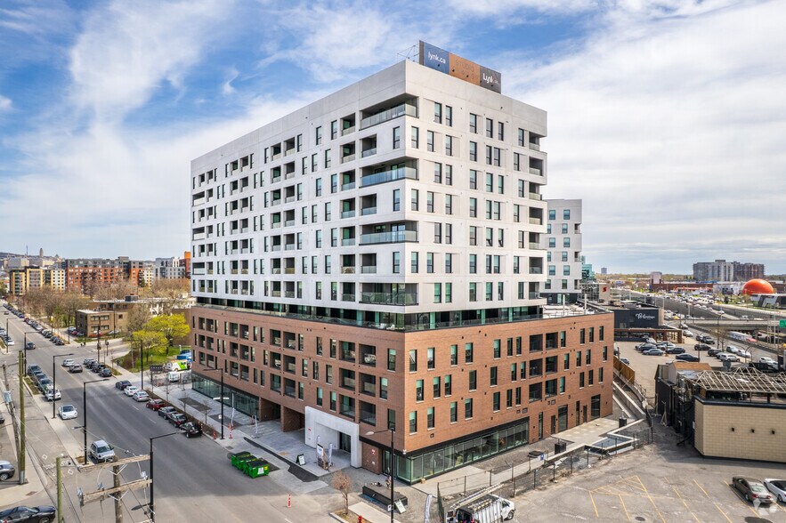 5200 St De La Savane, Montréal, QC à louer - Photo principale - Image 1 de 31
