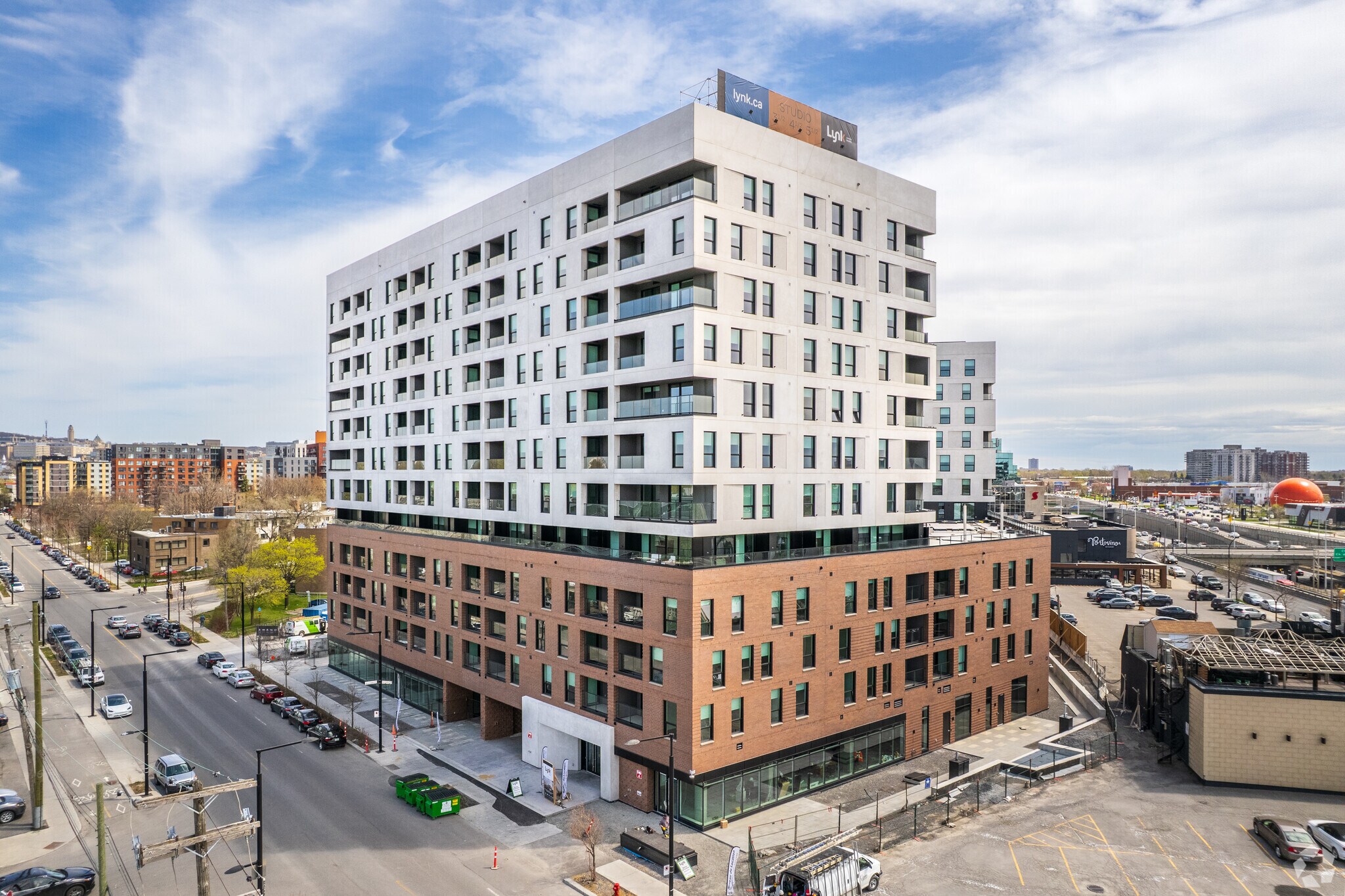 5200 St De La Savane, Montréal, QC for lease Primary Photo- Image 1 of 32