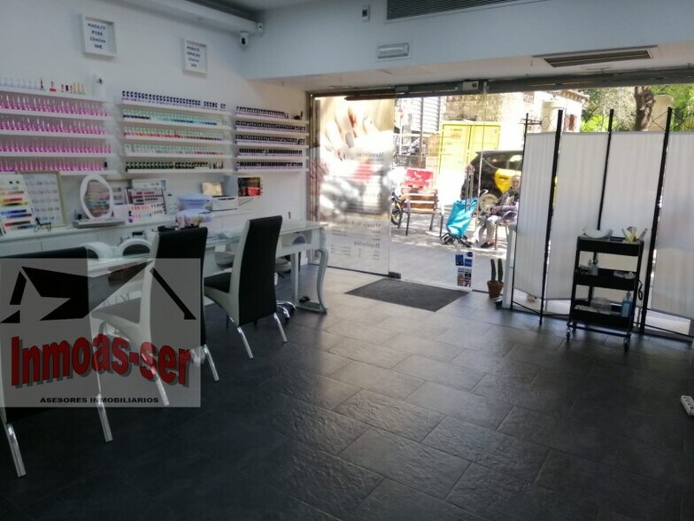 Retail in Barcelona, Barcelona for lease - Interior Photo - Image 2 of 6