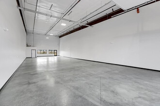 5200 Oneida St, Commerce City, CO for lease Interior Photo- Image 1 of 1