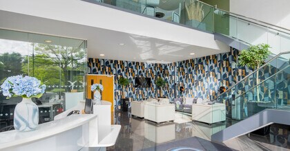 8 Barnes Wallis Rd, Fareham for lease Interior Photo- Image 2 of 8