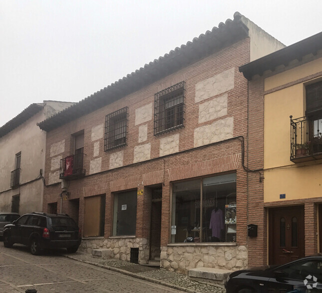 Calle Carpinteros, 4, Chinchón, Madrid for lease - Primary Photo - Image 1 of 2