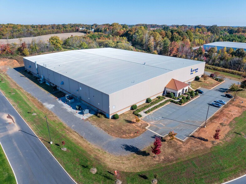 212 Quality Dr, Mocksville, NC à vendre - Aérien - Image 2 de 18