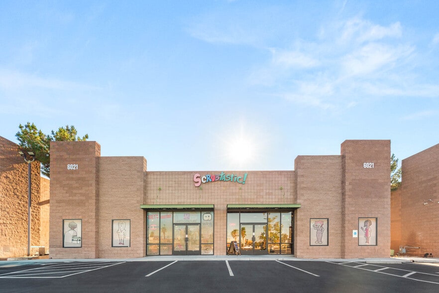 6021 S Rainbow Blvd, Las Vegas, NV for sale - Building Photo - Image 1 of 67