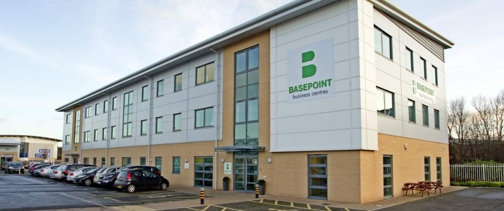 59-75 Oakfield Clos, Tewkesbury for lease - Building Photo - Image 1 of 9