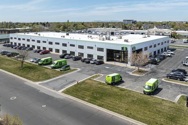 Plus de détails pour 695 N 900 W, Kaysville, UT - Bureau à louer