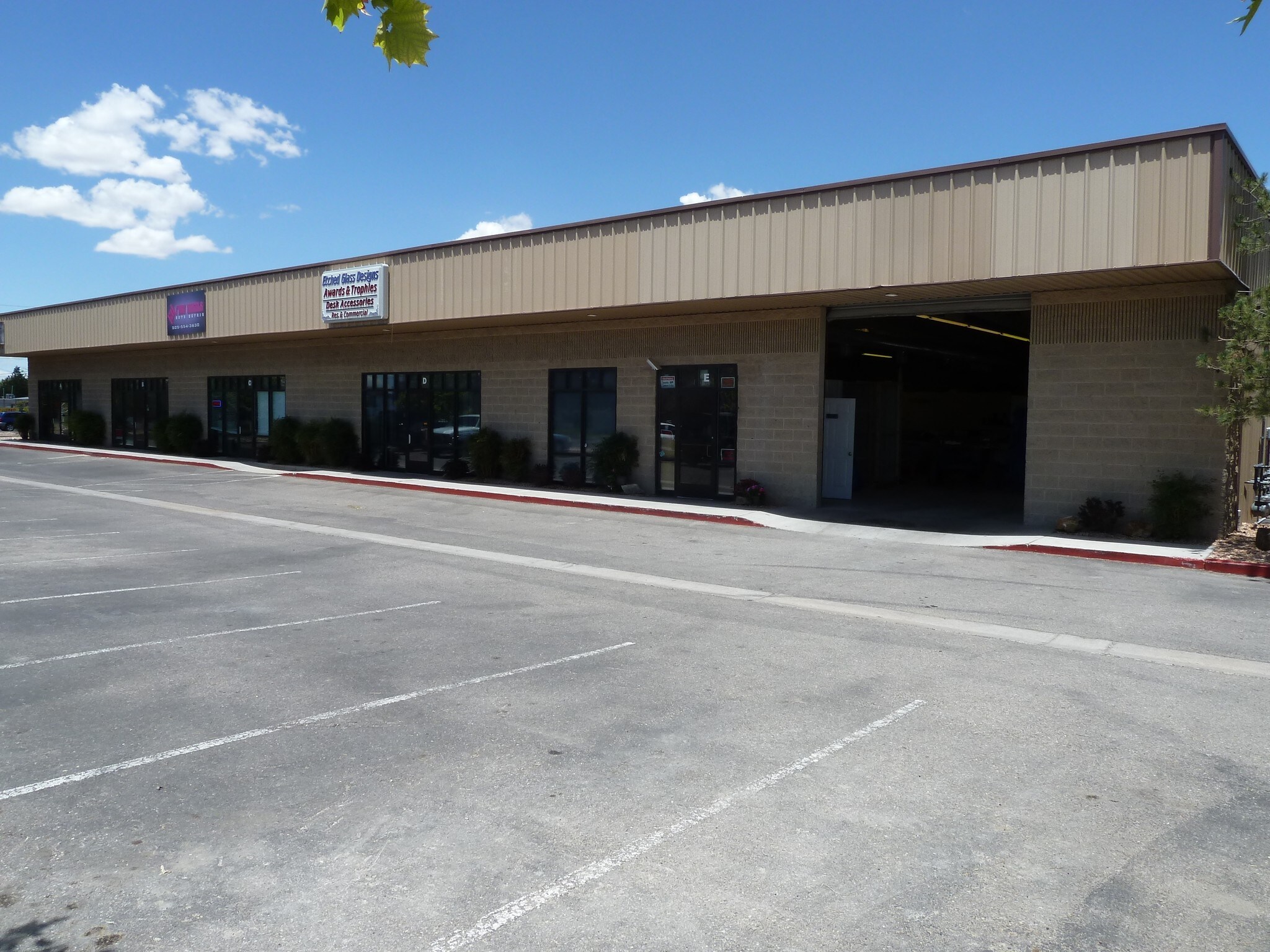 409 Edmon Rd NE, Albuquerque, NM à vendre Photo du bâtiment- Image 1 de 1