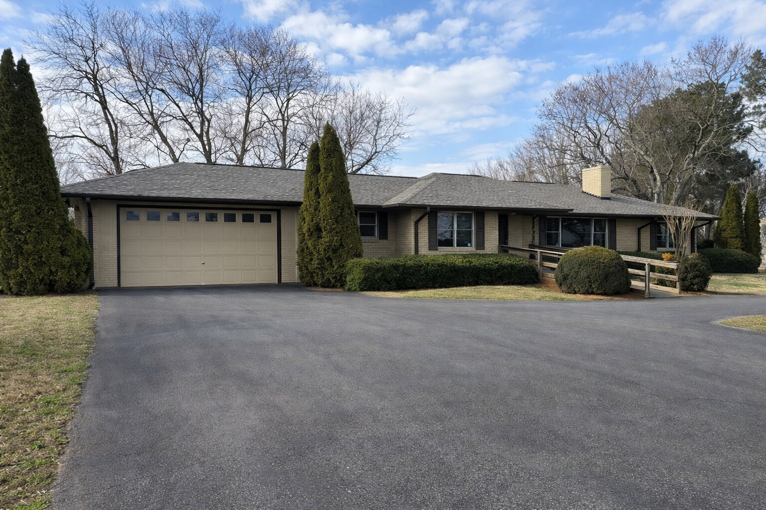 5190 Piney Grove Rd, Cumming, GA à louer Photo principale- Image 1 de 12