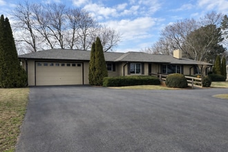 5190 Piney Grove Rd, Cumming, GA à louer Photo intérieure- Image 1 de 11