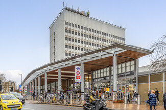 Plus de détails pour New Ealing Broadway, London - Bureau à louer