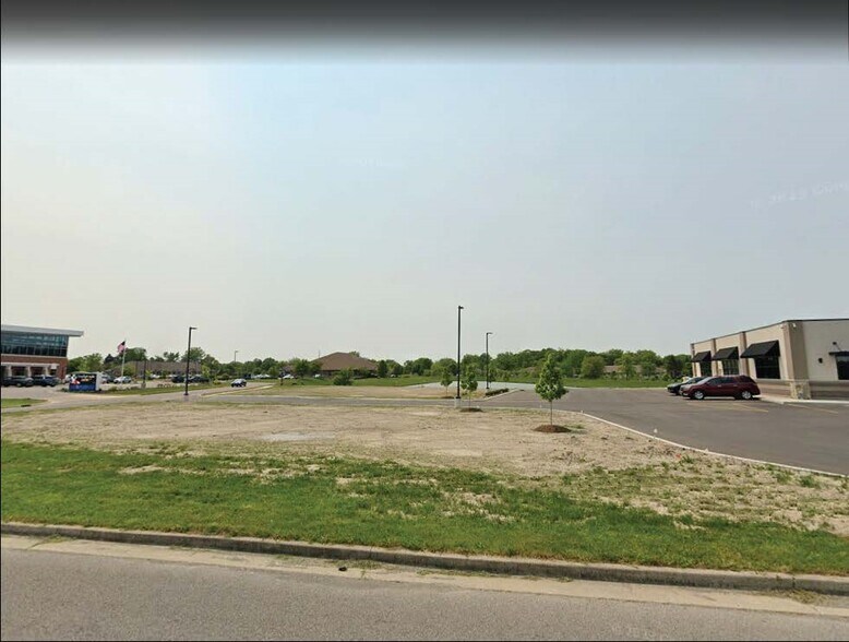 9173 Stellhorn Crossing Pky, Fort Wayne, IN à vendre - Photo du bâtiment - Image 2 de 4