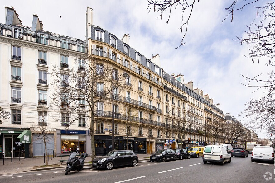 26 Boulevard Voltaire, Paris à vendre - Photo du bâtiment - Image 1 de 12