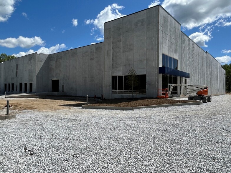 20 Dock Rd, Denville, NJ for lease - Building Photo - Image 2 of 4