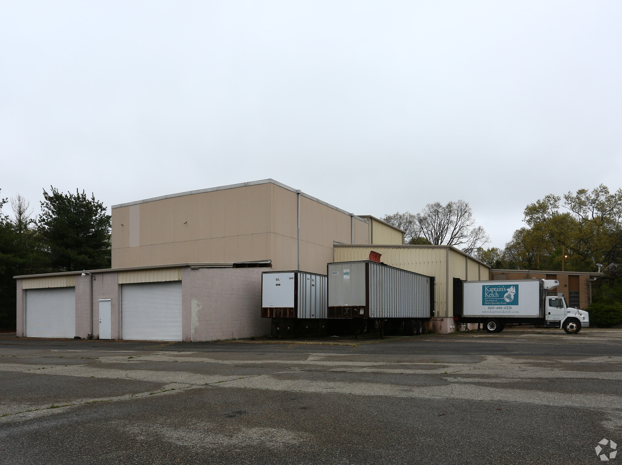 112 Schoolhouse Rd, Westampton, NJ for sale Primary Photo- Image 1 of 1