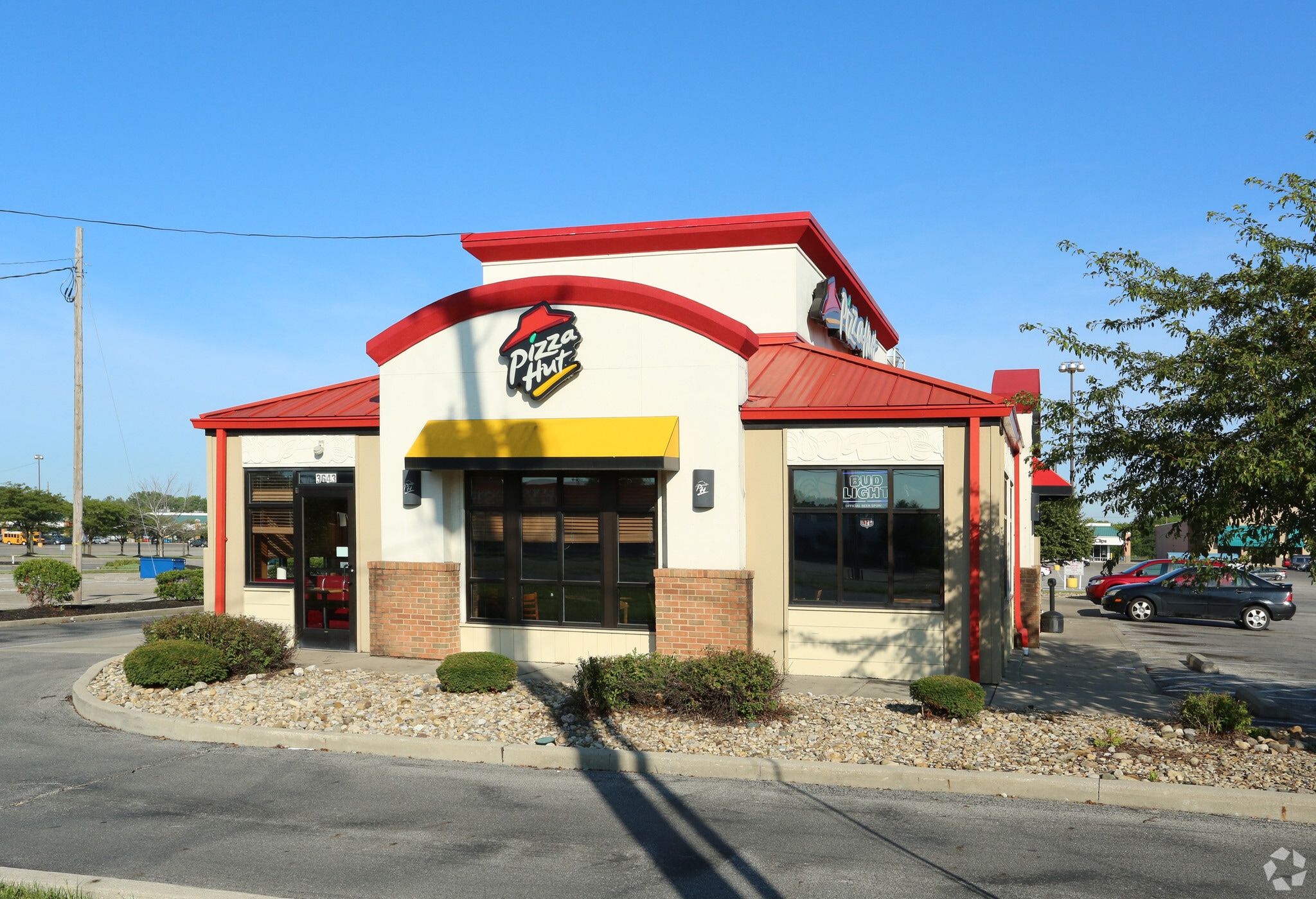 3643 S High St, Columbus, OH for lease Primary Photo- Image 1 of 5