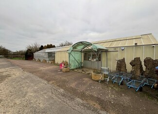 More details for Bedford Rd, Newport Pagnell - Land for Lease