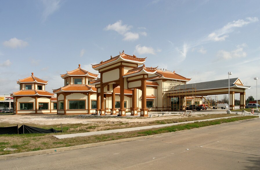 10 Century Plaza Dr, Houston, TX à vendre - Photo du bâtiment - Image 1 de 15