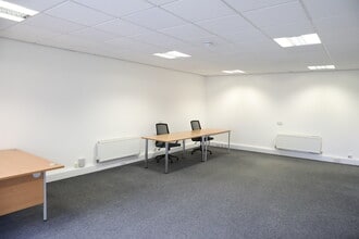 12-4 Suites 12, 14 & 15 Pickers Gill Court, Crown Road Ct, Sunderland for lease Interior Photo- Image 2 of 7