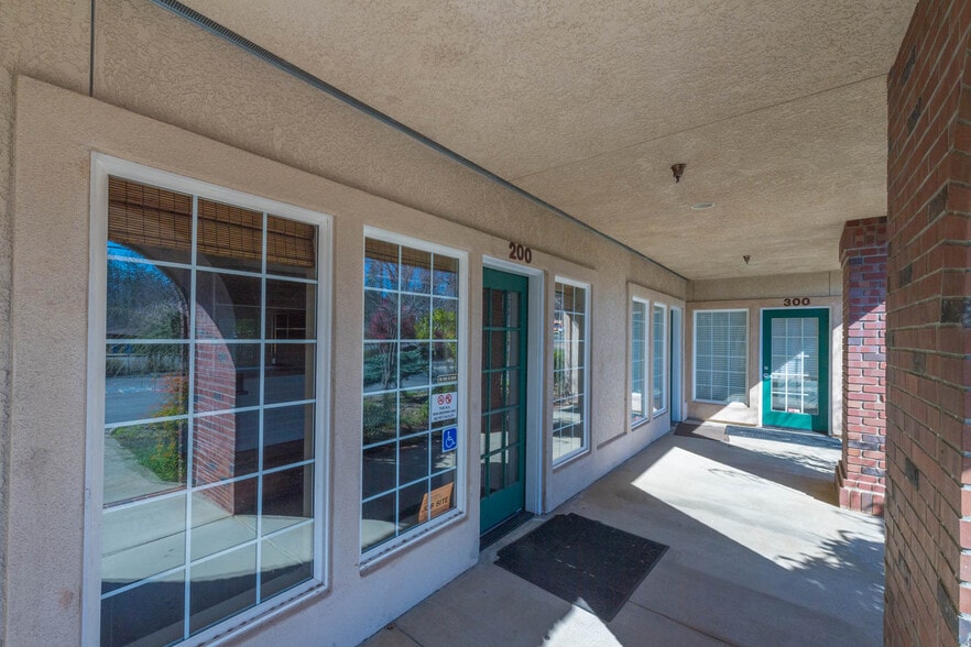 6127 Clark Rd, Paradise, CA for lease - Building Photo - Image 2 of 5