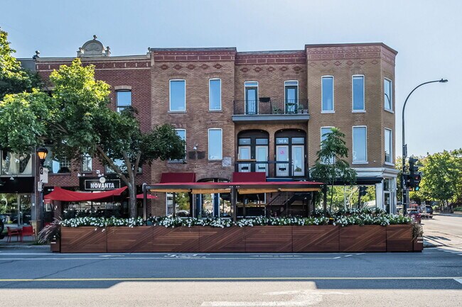 Plus de détails pour 92-98 Av Laurier O, Montréal, QC - Bureau à louer