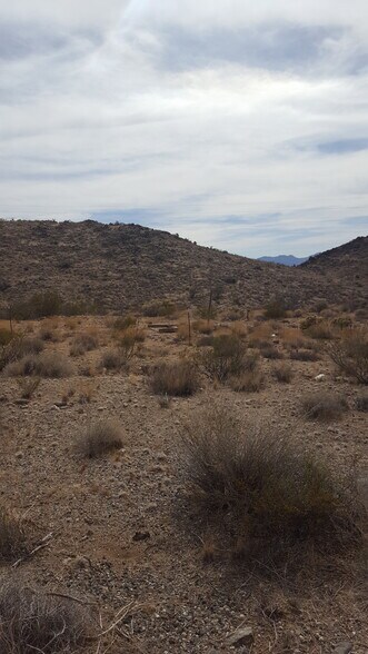 3801 Highway 93, Golden Valley, AZ à vendre - Photo du bâtiment - Image 3 de 5