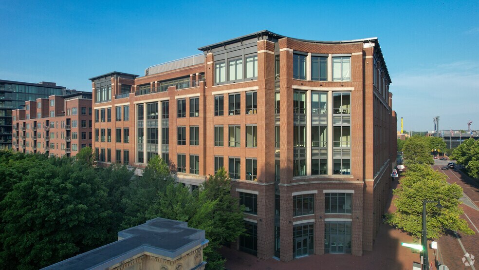325 John H McConnell Blvd, Columbus, OH for lease - Building Photo - Image 3 of 12