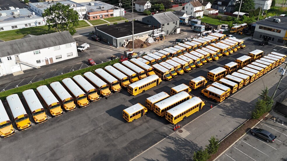 26 Jay St, Norwood, NJ à louer - Photo du bâtiment - Image 3 de 11