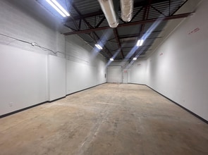 1785 E Park Place Blvd, Stone Mountain, GA for lease Interior Photo- Image 1 of 5