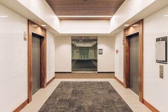 111 SW Columbia St, Portland, OR for lease Interior Photo- Image 2 of 3