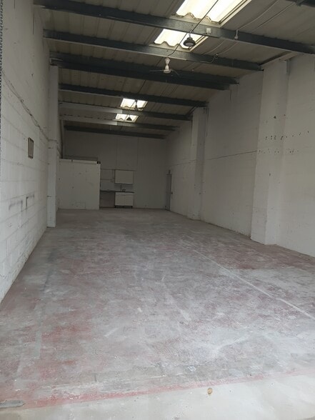 Hawkins Ln, Burton On Trent for lease - Interior Photo - Image 2 of 8