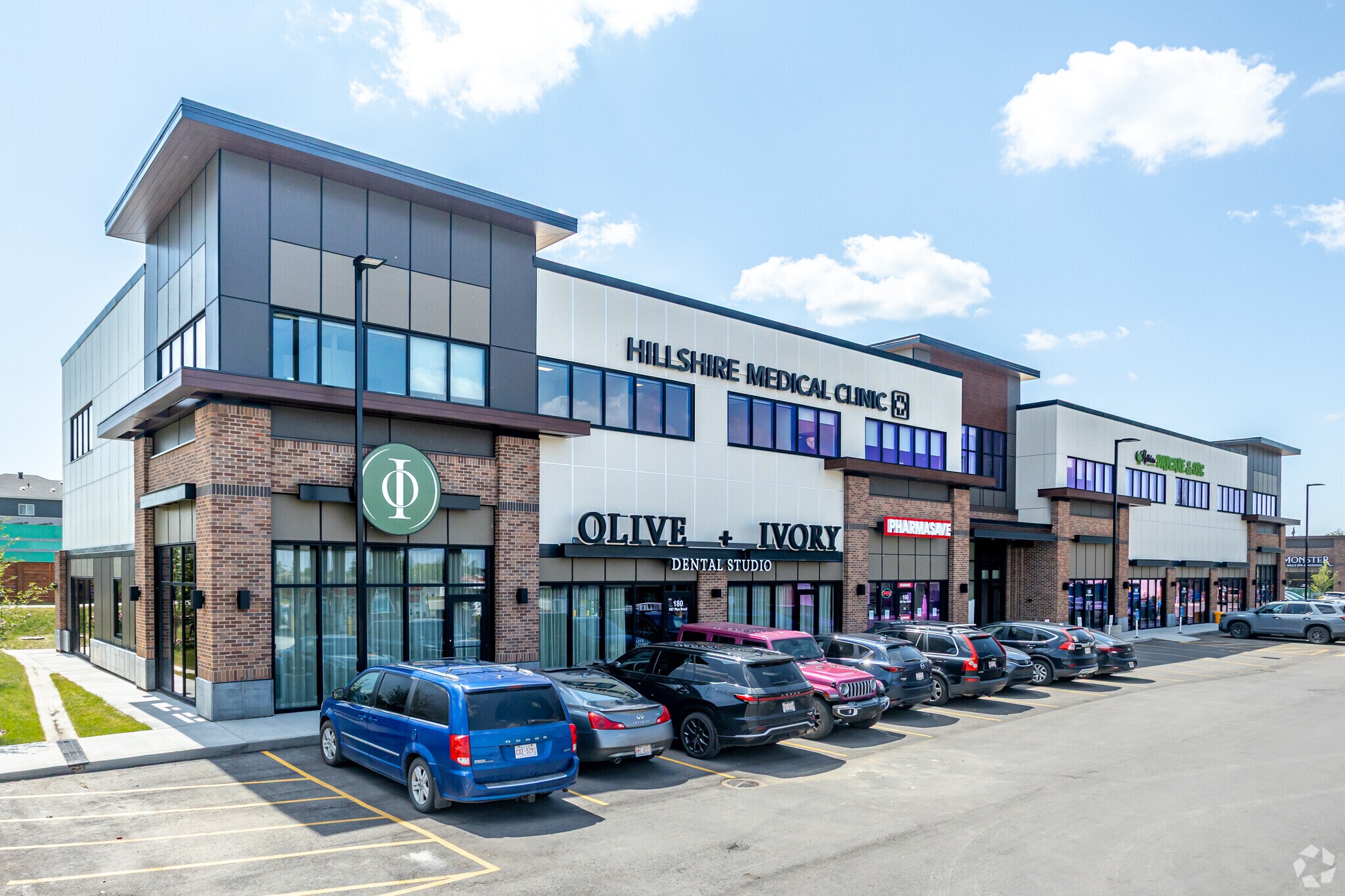 661 Wye Rd, Sherwood Park, AB à vendre Photo principale- Image 1 de 1