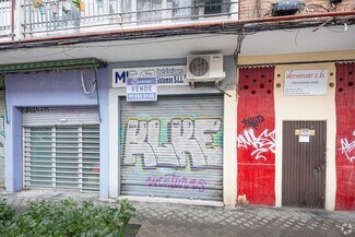 Plus de détails pour Multi-résidentiel à vendre