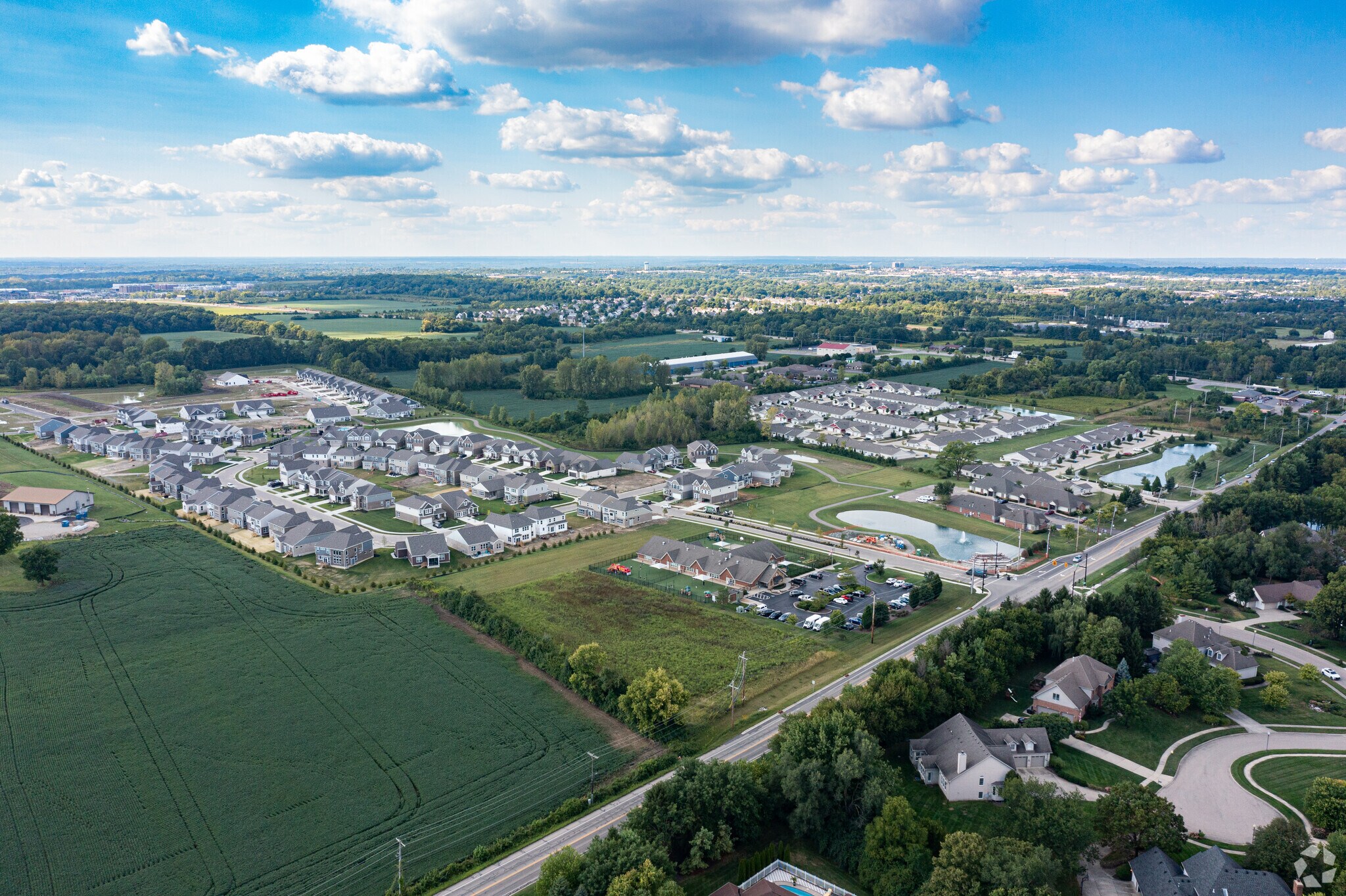 Yankee St, Washington Township, OH à vendre Photo principale- Image 1 de 8