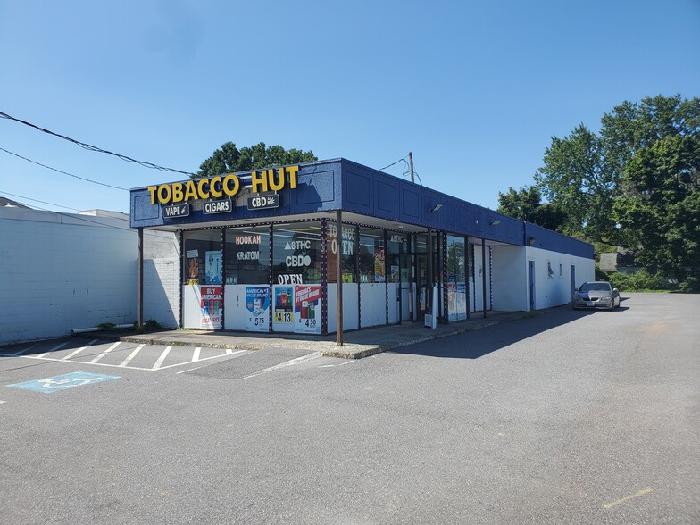 4824 Williamson Rd, Roanoke, VA for lease - Building Photo - Image 1 of 8