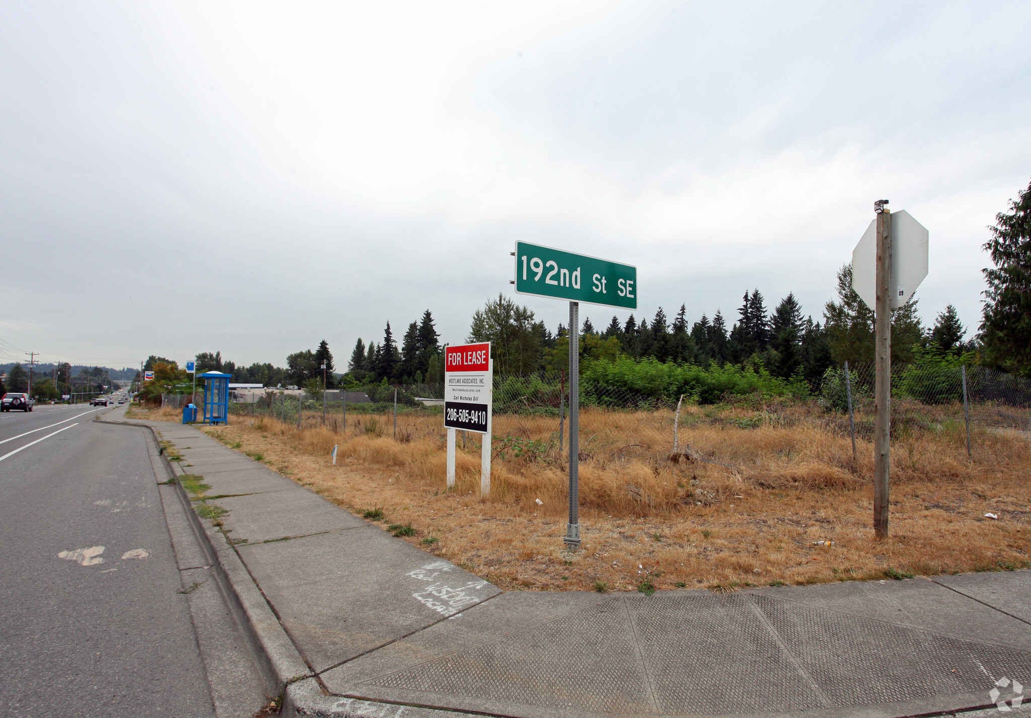 19202 Bothell Everett Hwy, Bothell, WA à vendre Photo du bâtiment- Image 1 de 1