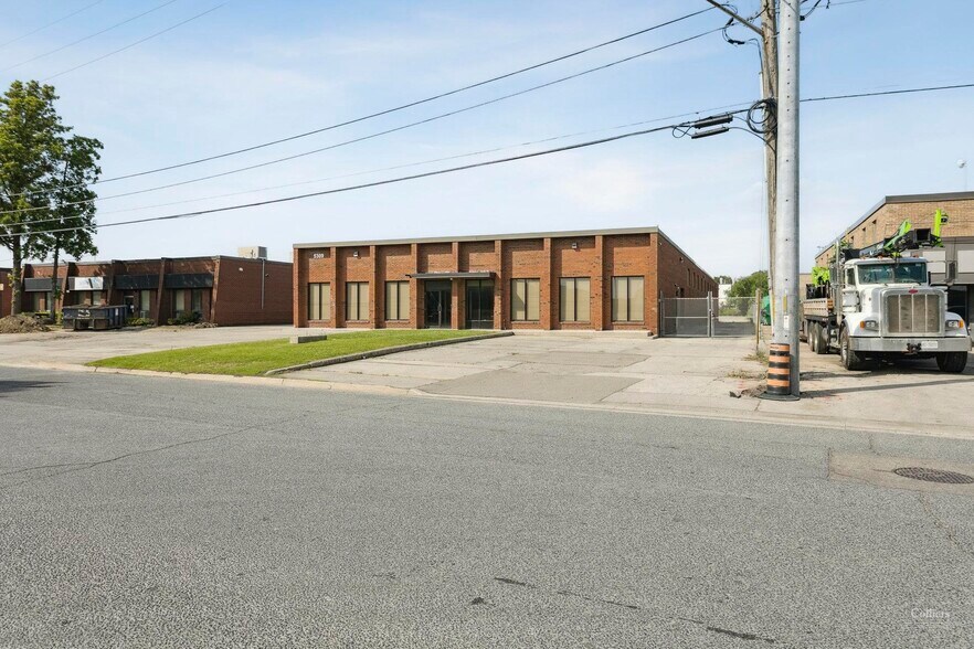 5309 Maingate Dr, Mississauga, ON à louer - Photo du bâtiment - Image 1 de 29