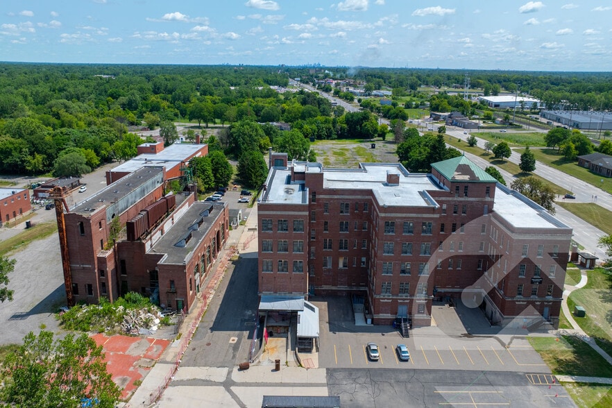 30600-30712 Michigan Ave, Westland, MI for sale - Building Photo - Image 3 of 7