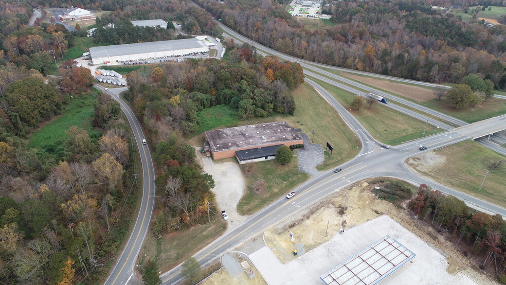 2000 Baker Rd, High Point, NC for lease - Aerial - Image 2 of 5