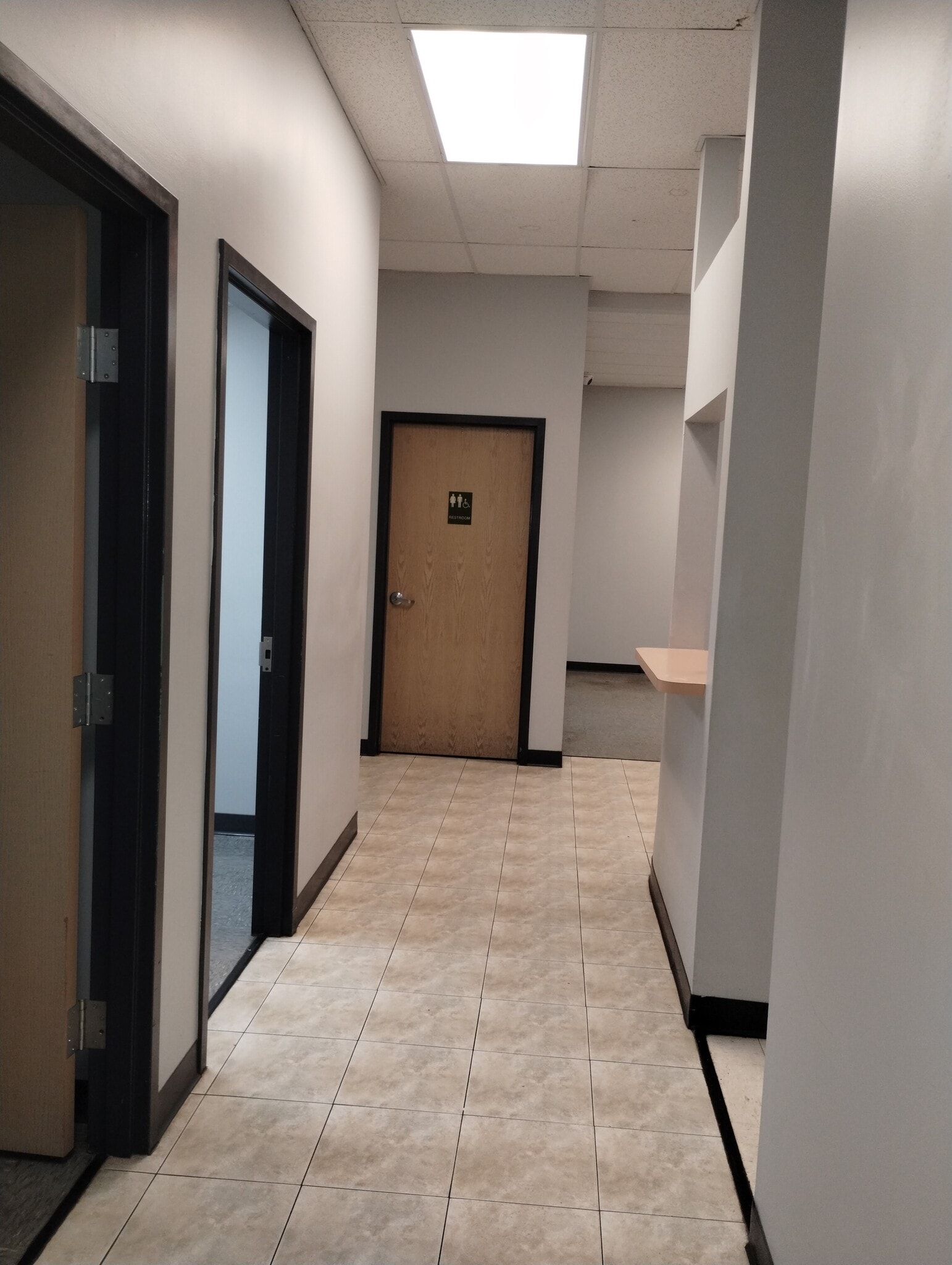 5637-5791 49th St N, Kenneth City, FL for lease Interior Photo- Image 1 of 12