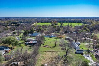 Plus de détails pour 12362 County Road 331A, Terrell, TX - Multi-résidentiel à vendre