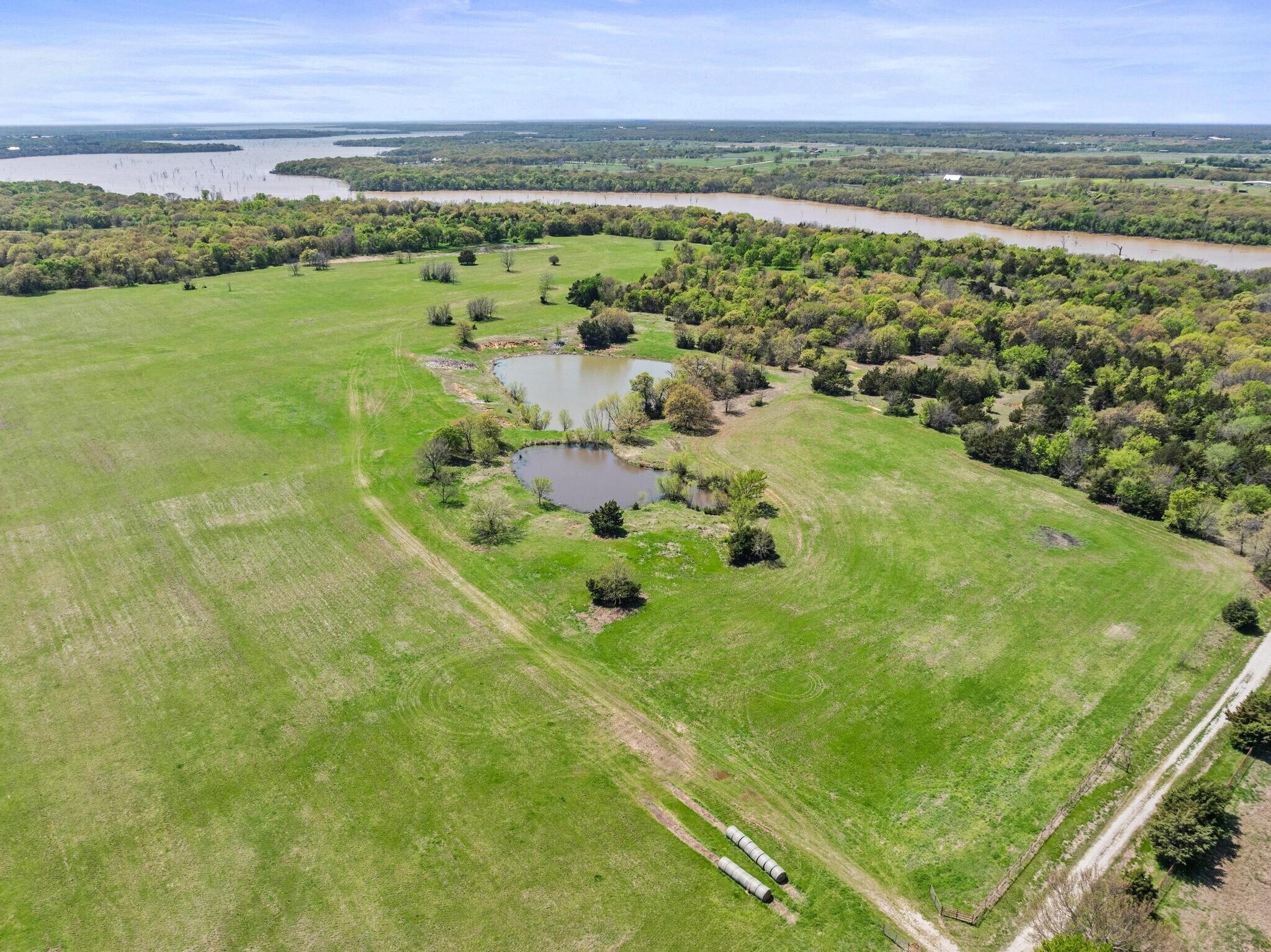 124.44 Acres - Hog Town Rd, Collinsville portefeuille de 2 propriétés à vendre sur LoopNet.ca Photo principale- Image 1 de 21