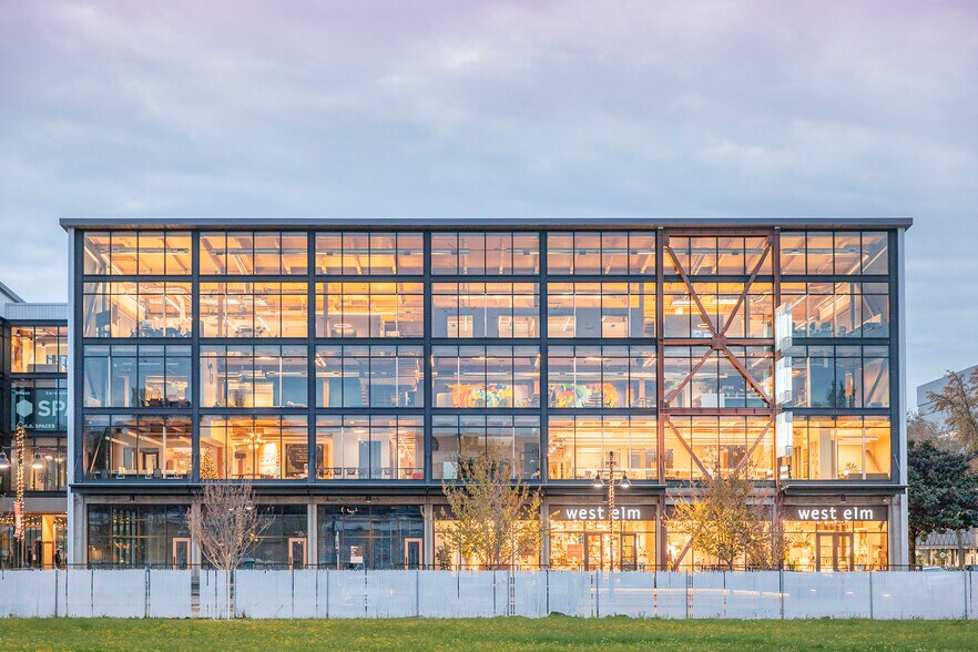 1812 17th St, Sacramento, CA à louer - Photo du bâtiment - Image 2 de 18