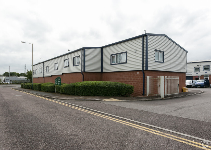 Rivermead Dr, Swindon for lease - Building Photo - Image 3 of 4